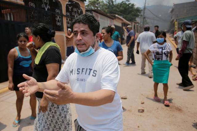 肺炎洪都拉斯居民阻止新冠肺炎死者在公墓下葬引发骚乱