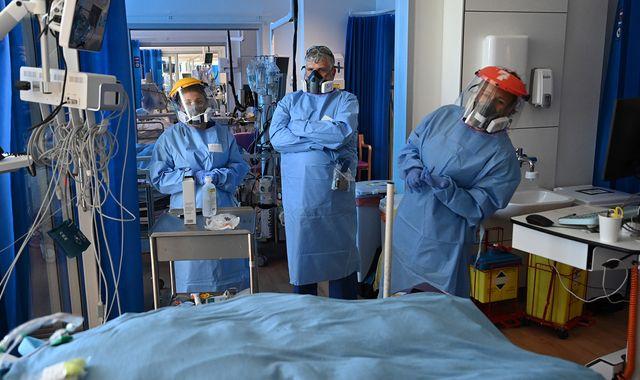 肺炎英国统计局：非裔人士新冠肺炎死亡率是白人4倍，华裔女性最低