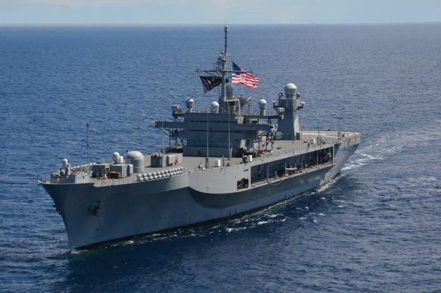 沃尔特美媒：中美如果开战，朱姆沃尔特号能充当第七舰队旗舰吗？