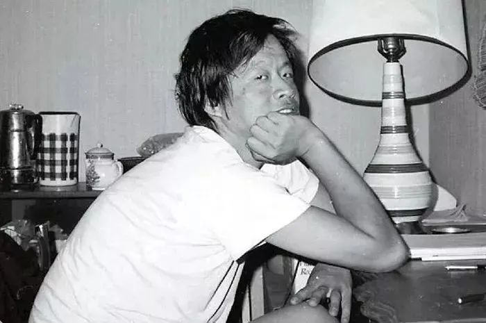 王小波一生至少读一次王小波，你才相信人间值得｜百家故事