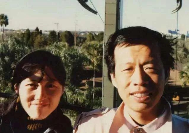 王小波一生至少读一次王小波，你才相信人间值得｜百家故事