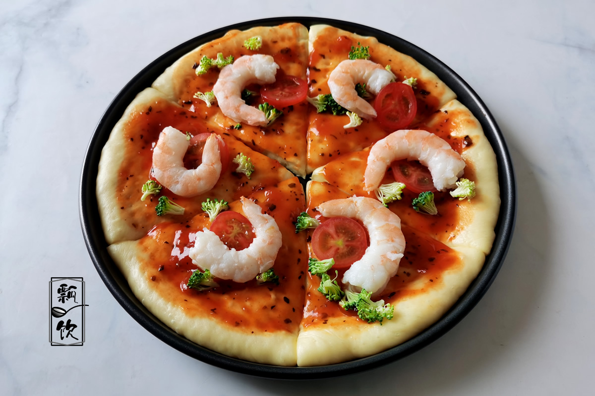 披萨的做法烤箱想吃披萨，足不出户在家做，暄软多味吃过瘾，按步操作，一次成功