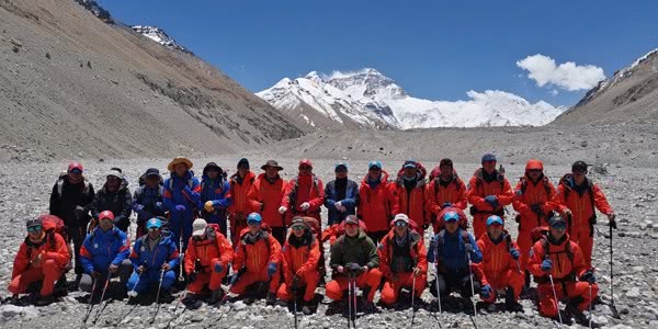 高程测量珠峰高程测量登山队开冲顶动员大会 公布详细计划