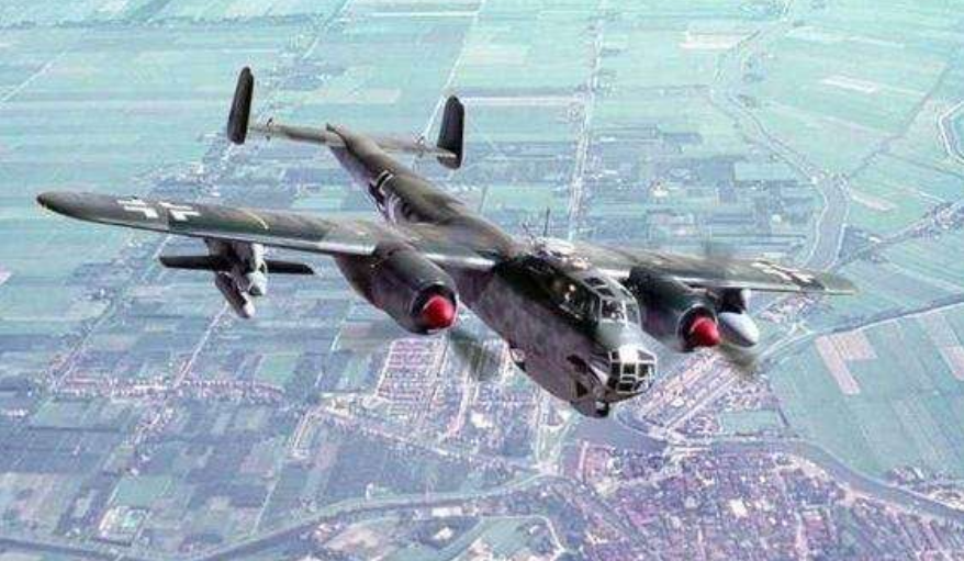 帝国蜂刺,历史尘埃中的隐没者,德国梅塞施密特"大黄蜂"战斗机_人民号