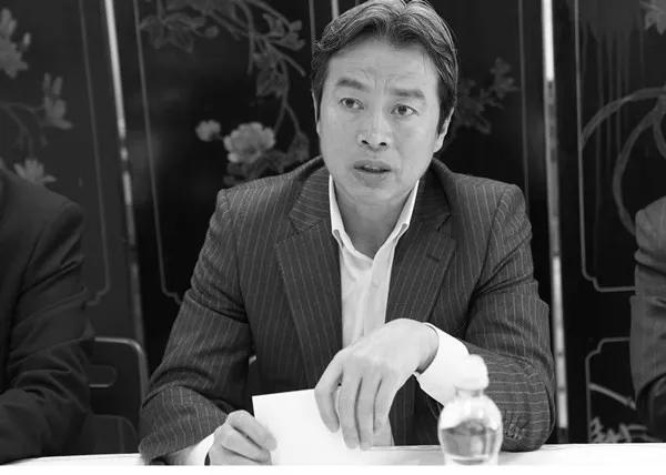 杜伟杜伟大使不幸逝世，外交部回应