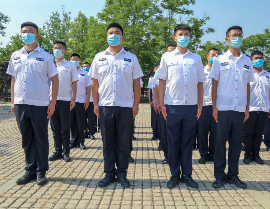 服务力集结号台儿庄古城安保部2020年夏季军训