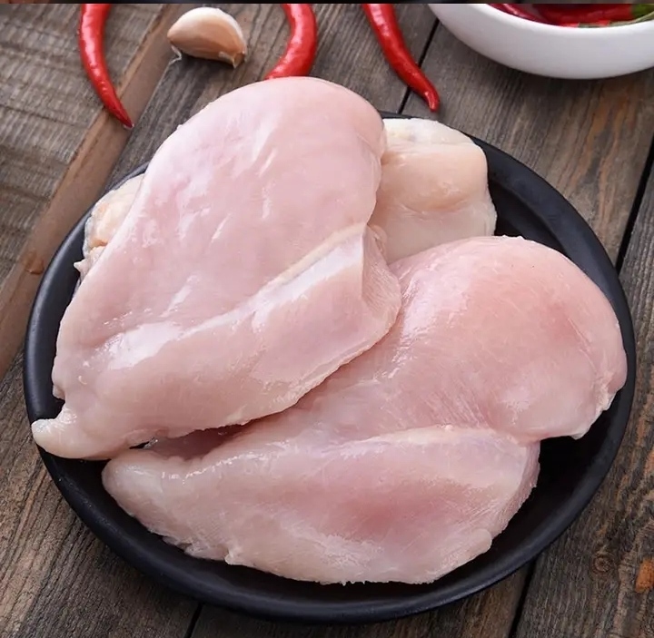 【原材料】鸡胸脯肉200克