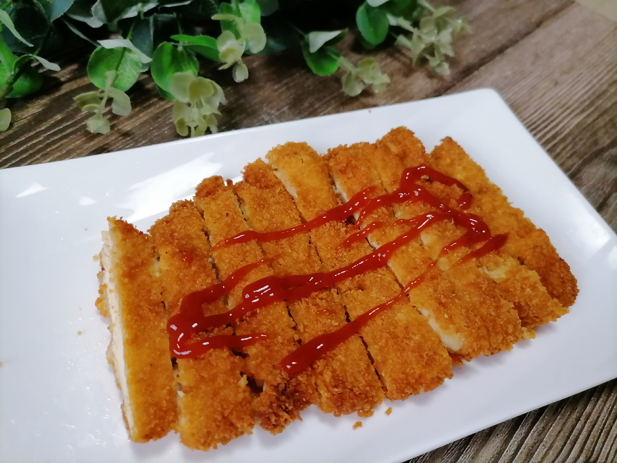 炸鸡排的做法,掌握这几个技巧让鸡排外酥里嫩,比买的好吃太多