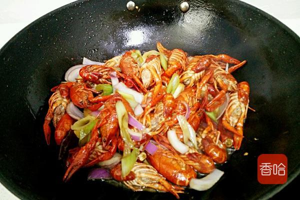 小龙虾|小龙虾已经悄然上市,教你最正宗做法,早日实现“小龙虾自由”