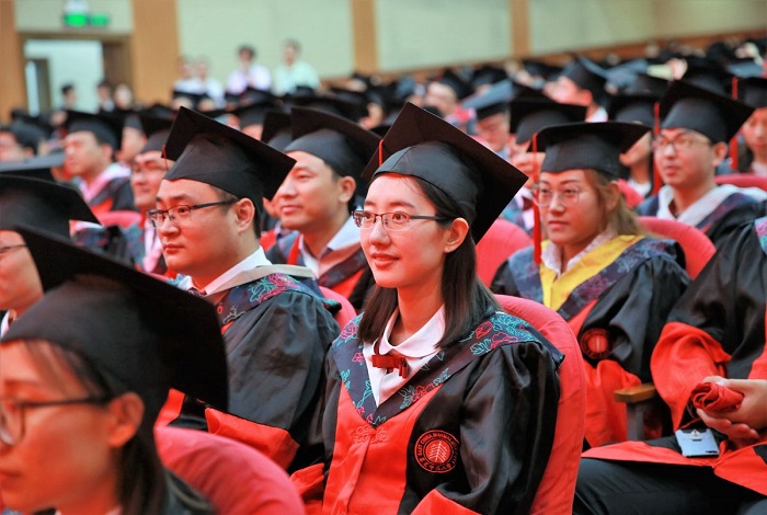 研究生国外读博士好吗吗(研究生在国内博士去国外好吗?