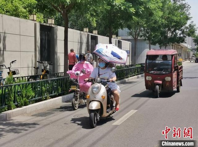 气温达到|“热浪”持续!北方多地气温破40℃ 局地发干旱预警