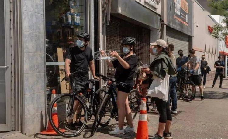 自行车|继口罩、头盔之后,这种商品火了?到店即售、几近售罄