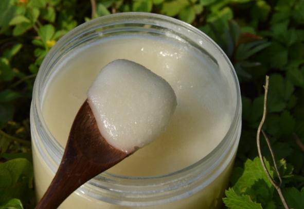 结晶油菜花蜂蜜