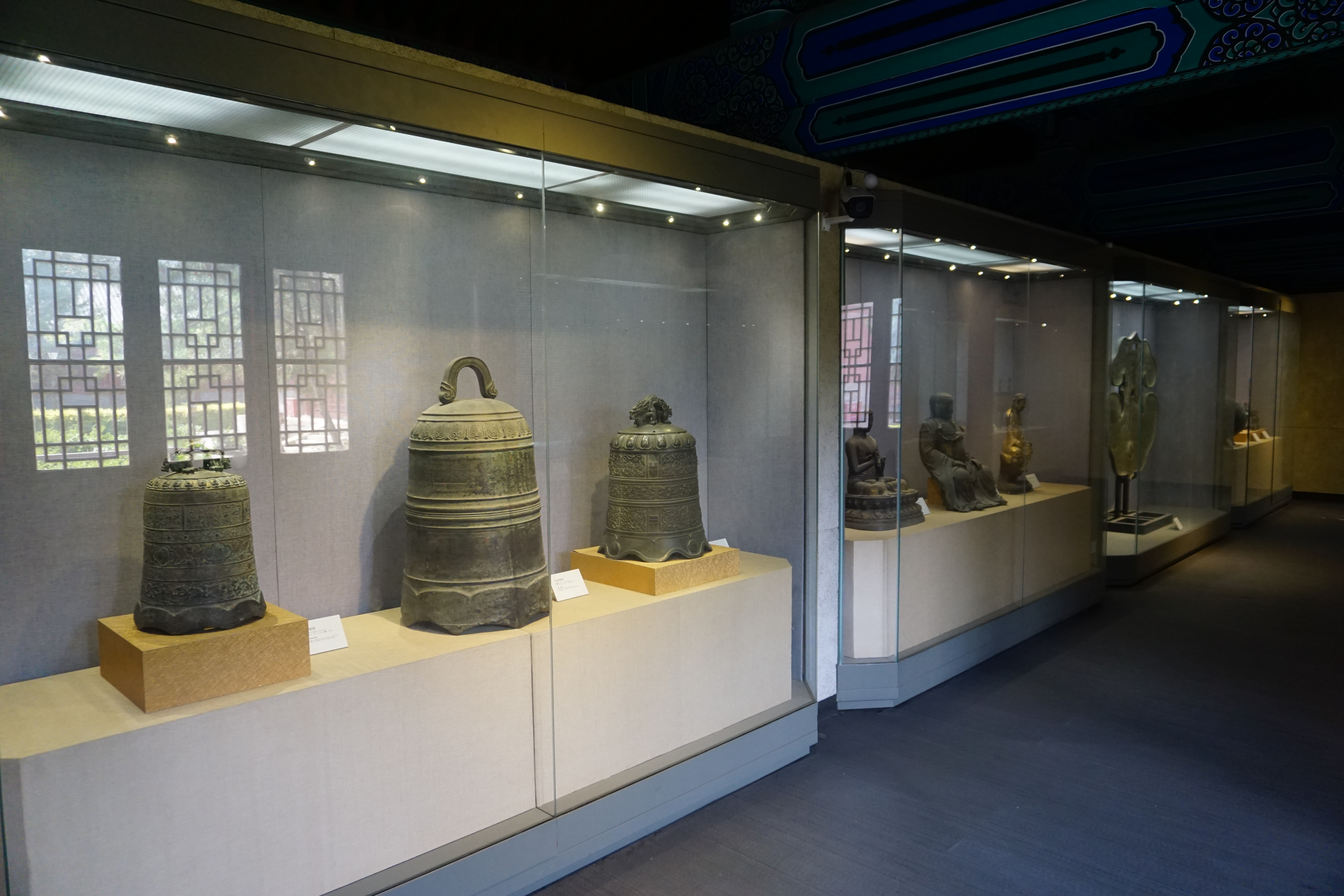 各殿内分别展示中外各个时期的古钟,大钟寺建设和发展历程,永乐大钟的