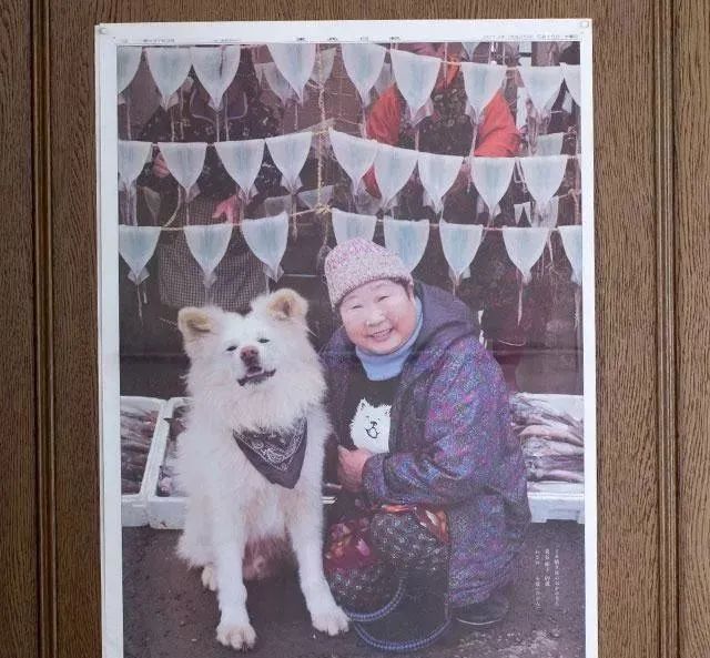 视觉志|“83岁奶奶和13岁女孩的故事。”｜百家故事