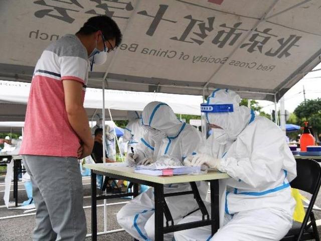 |北京西城区一菜场发现新冠肺炎确诊病例，周边7个社区封闭管理