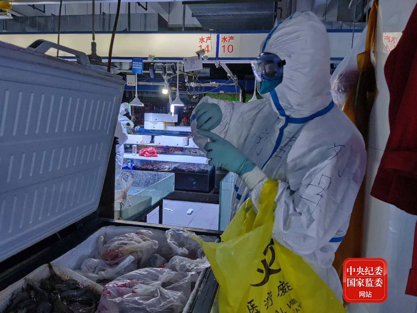 |三进新发地，中国疾控中心病毒病所发现了什么？