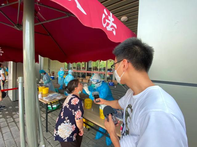 杜娟|北京大兴核酸检测现场，这4句话两个小时要说两百多遍