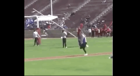 视觉志|监控拍下私人画面流出，千万小心你的秘密……｜百家故事