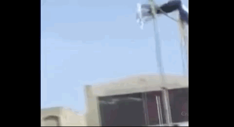 视觉志|监控拍下私人画面流出，千万小心你的秘密……｜百家故事