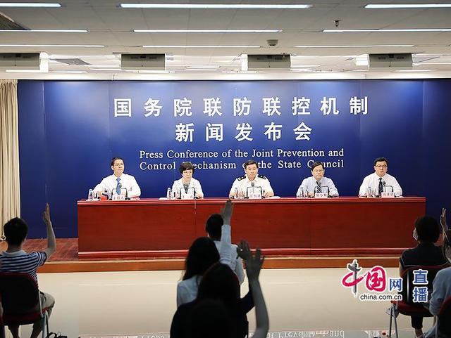 消毒餐具|中国疾控中心研究员：目前还没有发现通过食用食物经过消化道感染的证据，常用厨具餐具可蒸15分钟消毒