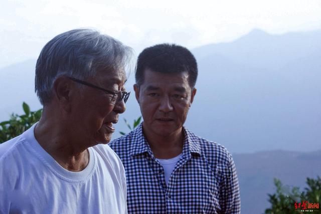 褚橙|褚橙新掌门：失去父亲这一年