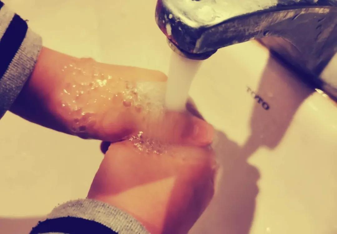 防晒|夏季来临,孩子们如何进行皮肤护理?专家:防晒不可少