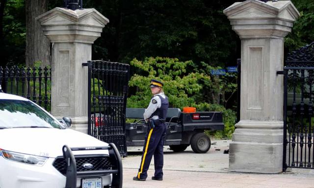 环球时报|想和特鲁多“聊一聊” 现役军人持枪驾车闯入加拿大总督府