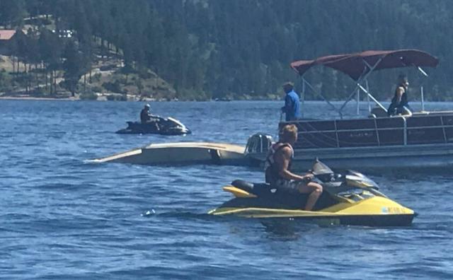 福州新闻网|两架飞机在爱达荷州科达伦湖上空相撞，2人死亡6人失踪