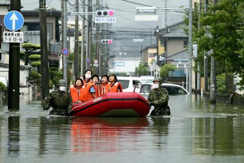 日本九州|日本九州暴雨已致52人死亡 140万人紧急避难