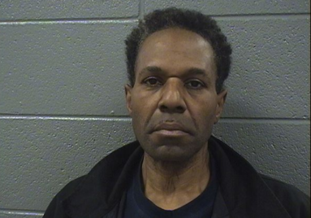 环球时报|迷之操作！葬礼上对坟墓开枪，美国一男子被判15年监禁