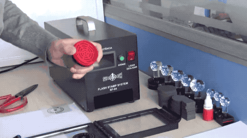 篆刻|这么爱惹祸的公章是怎么做出来的？