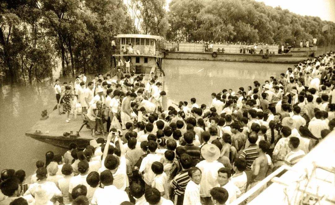 三峡大坝|三峡大坝防洪效果非常好，为什么不在下游多修建几个？