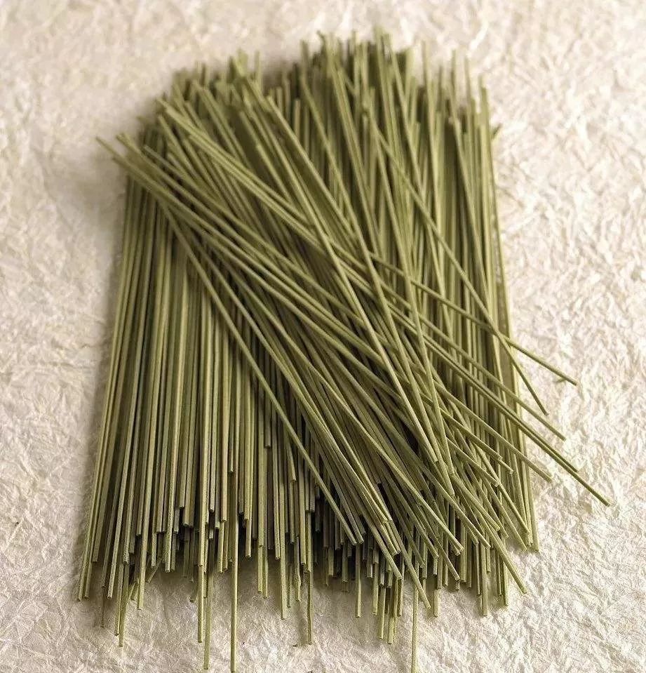 生活|绿豆面、鸡蛋面、荞麦面，这些夏天爱吃的面，在超市应该怎么选