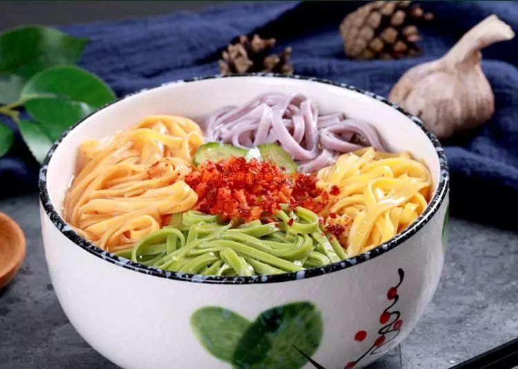 生活|绿豆面、鸡蛋面、荞麦面，这些夏天爱吃的面，在超市应该怎么选