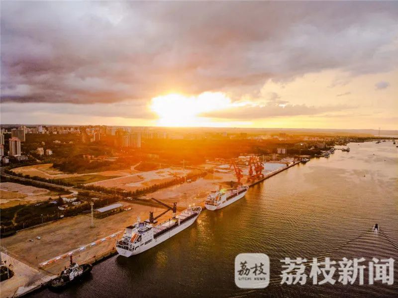 大海|一起乘风破浪！中国航海日：跟着“远望号”去看大海