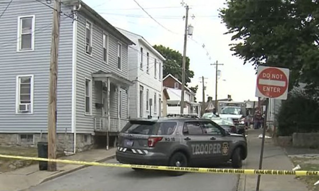 环球时报|美国13岁男孩玩警匪游戏，用父亲的枪打死9岁弟弟