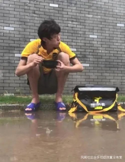 娱乐|部分港台媒体带头嘲讽张国伟退役送外卖，他回应了