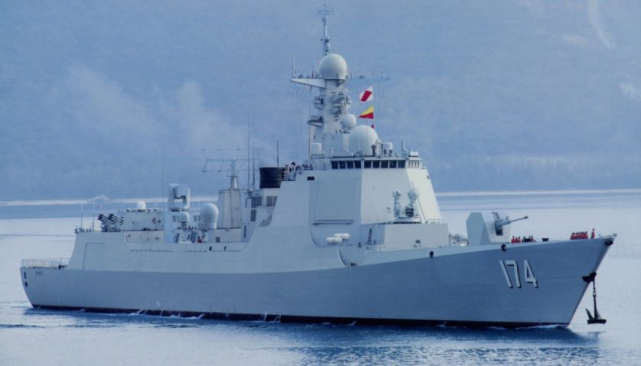 052d型驱逐舰|外媒：中国海军升级版052D驱逐舰首次起航，应对紧张局势