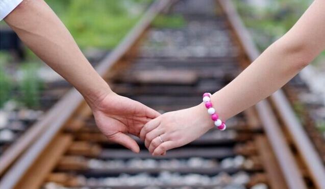 婚姻|年入200万的女微商征婚，结果万万没想到！