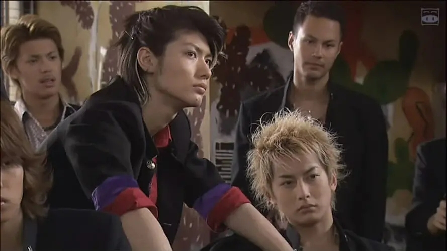 英国报姐|和新垣结衣一起惹哭全亚洲的绝美少年，上吊身亡了……