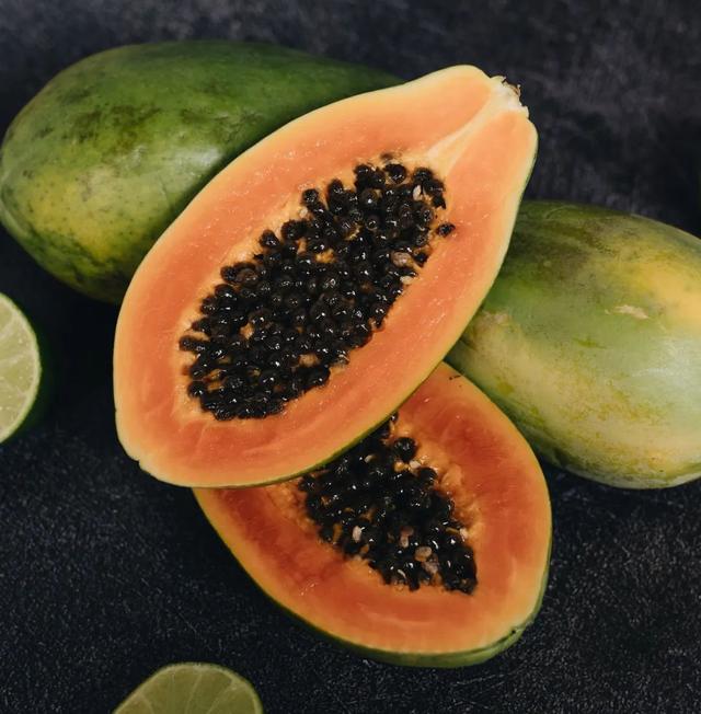 水果营养|水果营养排行榜：维C含量最高的水果竟然不是橙子，而是……