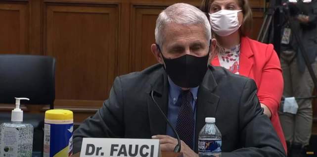 特朗普|承认疫情会更糟 改口呼吁民众戴口罩 特朗普重开疫情会“大变脸”