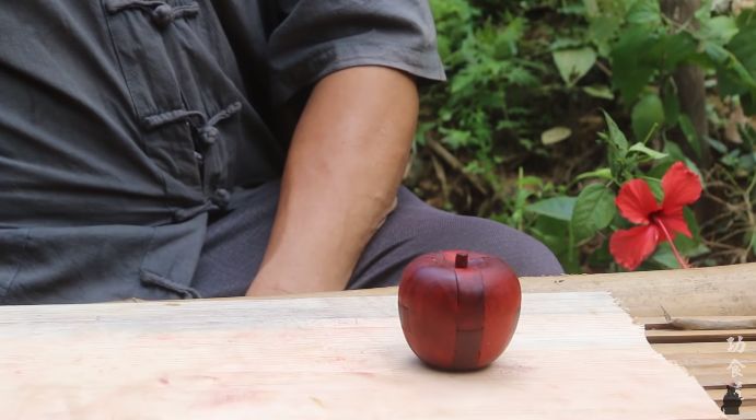 阿木|中国大爷成油管网红，上千万人点赞：不输李子柒！