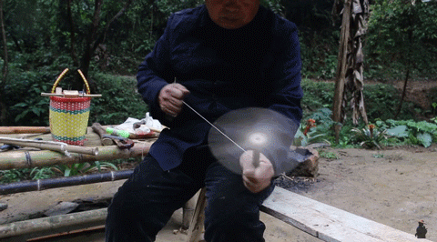 阿木|中国大爷成油管网红,上千万人点赞:不输李子柒!