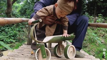 阿木|中国大爷成油管网红,上千万人点赞:不输李子柒!