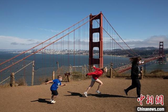 福州新闻网|美国新冠感染人数逼近400万 加州确诊病例超纽约