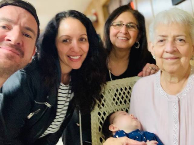 杜丽|美国女子邀州长参加葬礼：你更早下令戴口罩，我妈可能不会死