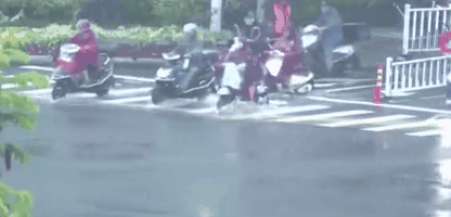 天气|雨?雨?雨?热?热?热?,今年七月还有个奇怪的天气现象,咋回事?