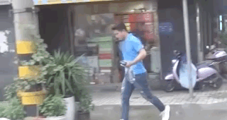 社会|励志！独臂小伙送快递6年买房